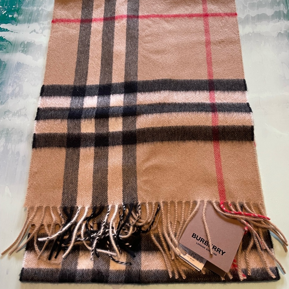 Burberry classic nova check cashmere scarf